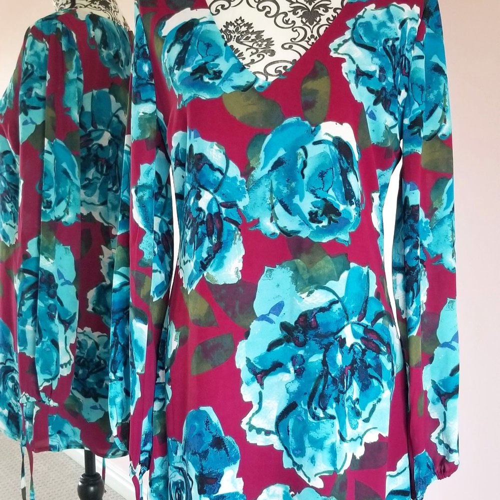 Nordstrom Leith Blue & Burgundy Floral Shift Dress